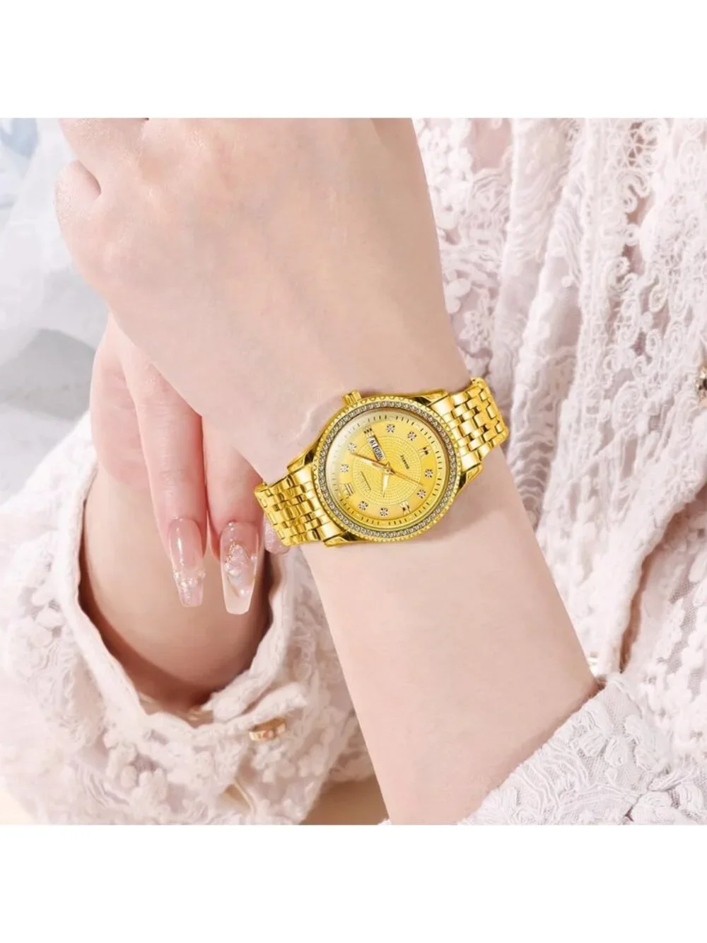 Women's Gold Stainless Steel Luxury Elegant Dress Quartz Analog Wrist Watch
